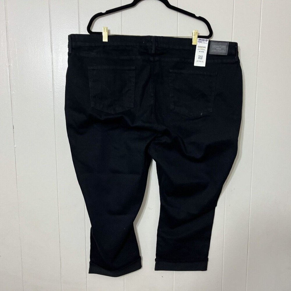 Signature by Levi Strauss Women's Mid Rise Straight Black Jeans Size 28M NWT - Picture 2 of 10